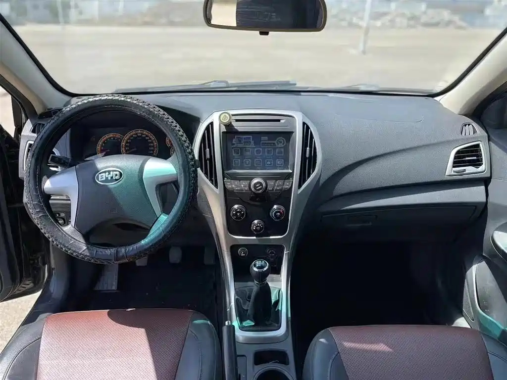 BYD F3 2016