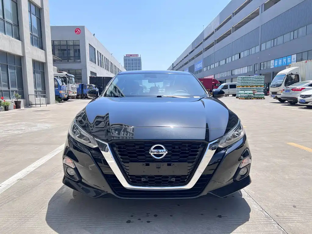 NISSAN TEANA 2021