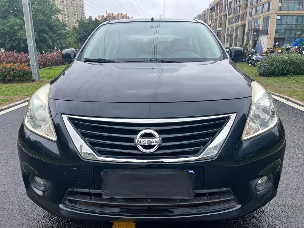 NISSAN SUNNY 2013
