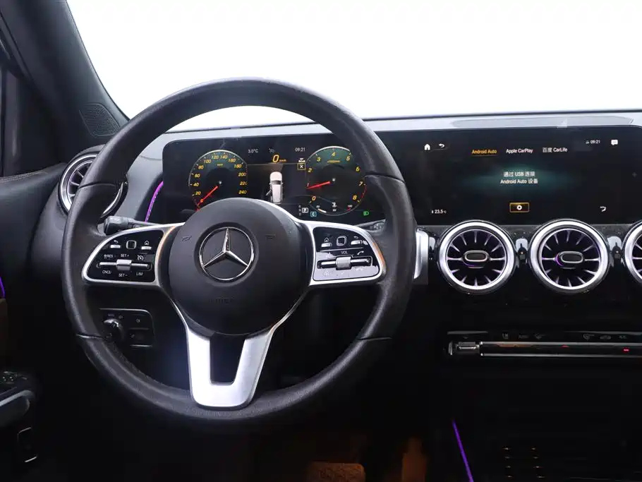 MERCEDES BENZ GLB 2022