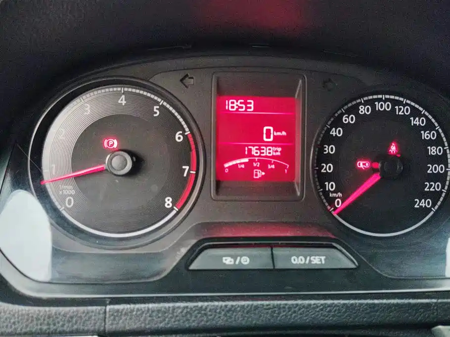 VOLKSWAGEN JETTA 2018