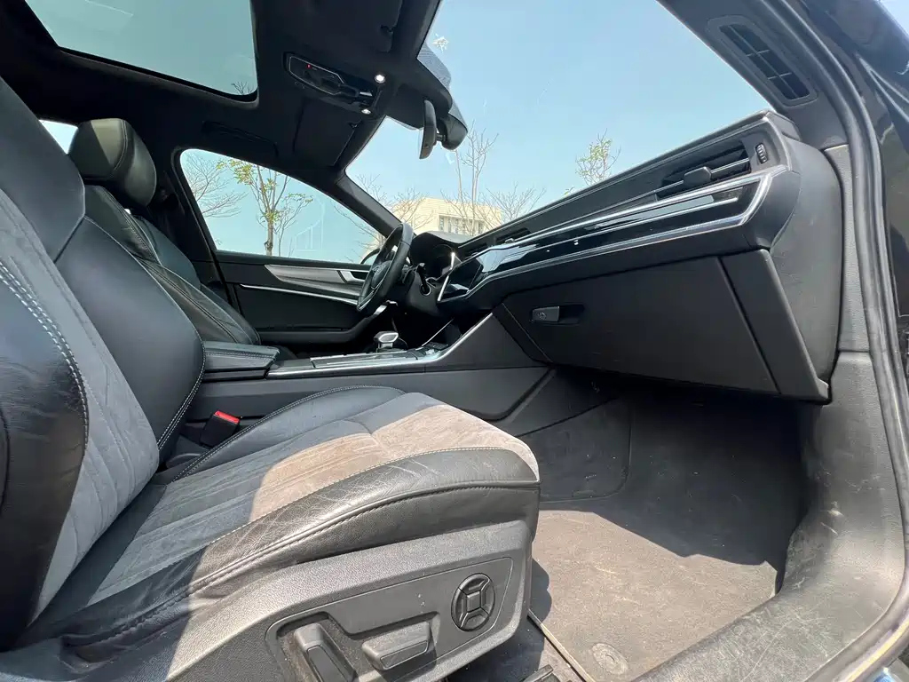 AUDI A6L 2020