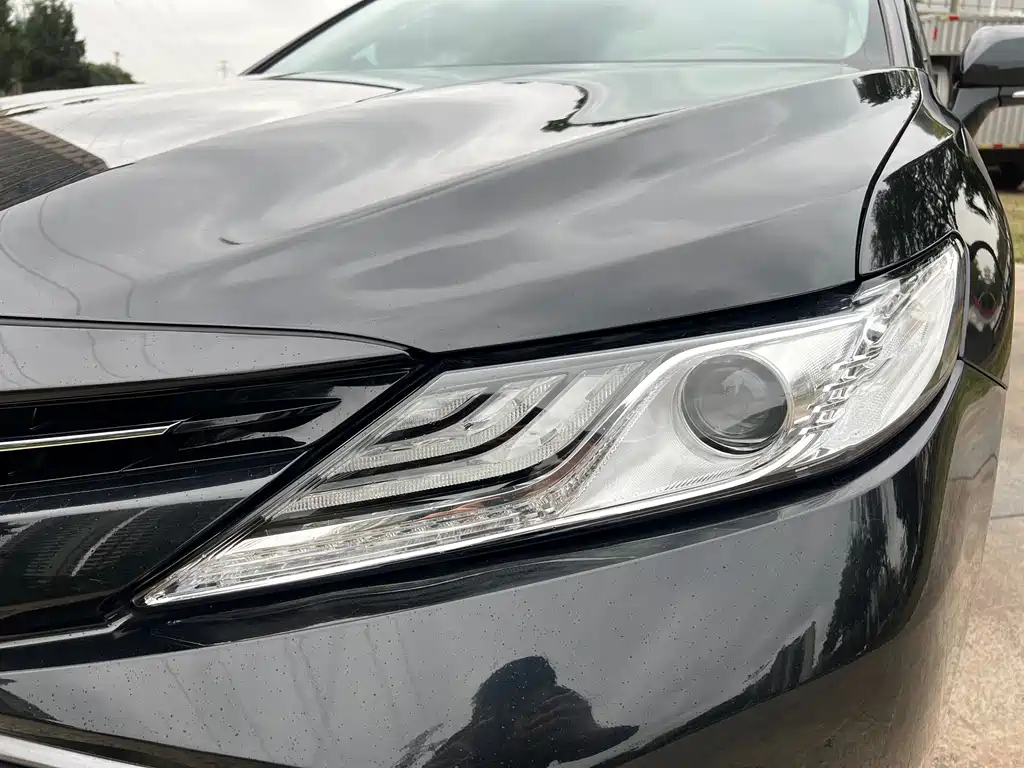 TOYOTA CAMRY 2019