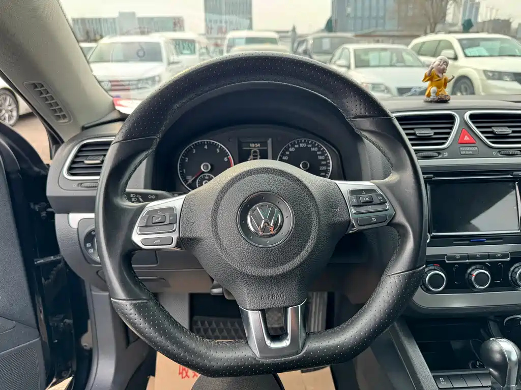 VOLKSWAGEN SCIROCCO 2010