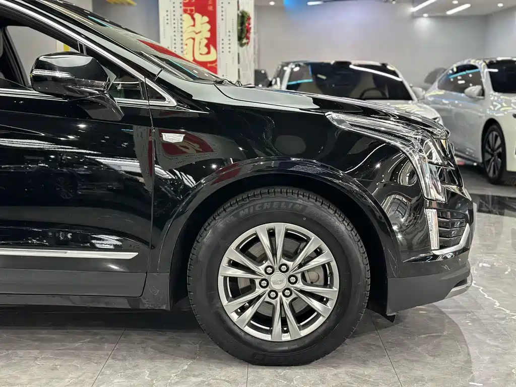 CADILLAC XT5 2020