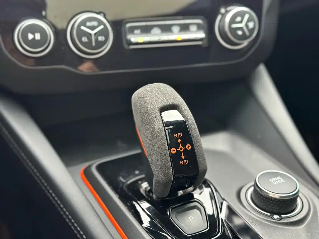 LYNK&CO 02 HATCHBACK 2021