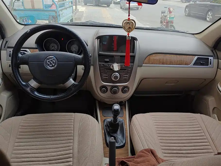 BUICK EXCELLE 2016