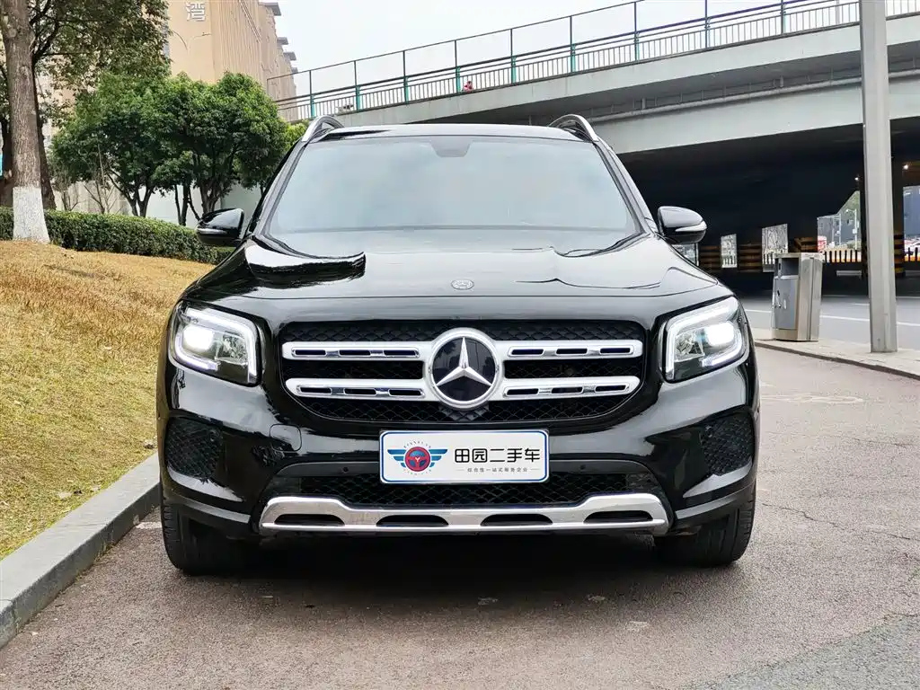 MERCEDES BENZ GLB 2020