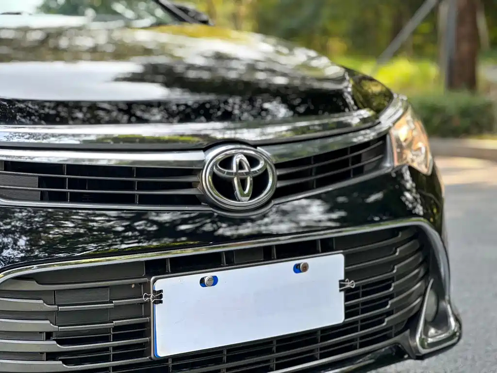 TOYOTA CAMRY 2016