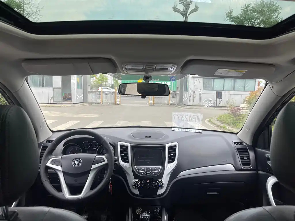 CHANGAN CS35 2016