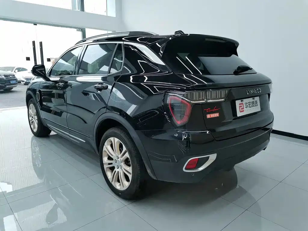 LYNK&CO 01 2019