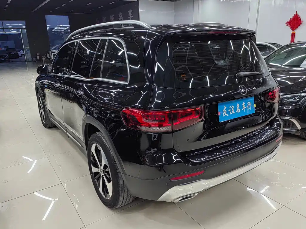 MERCEDES BENZ GLB 2021