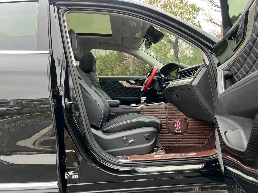 HONGQI HS5 2020