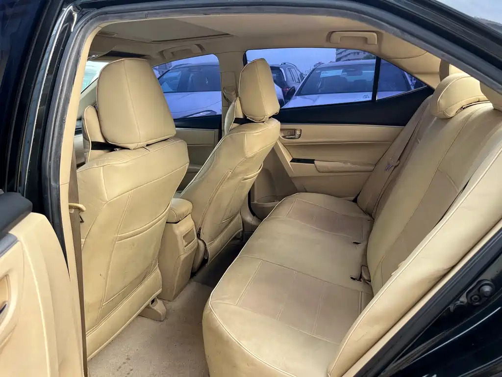 TOYOTA COROLLA 2014