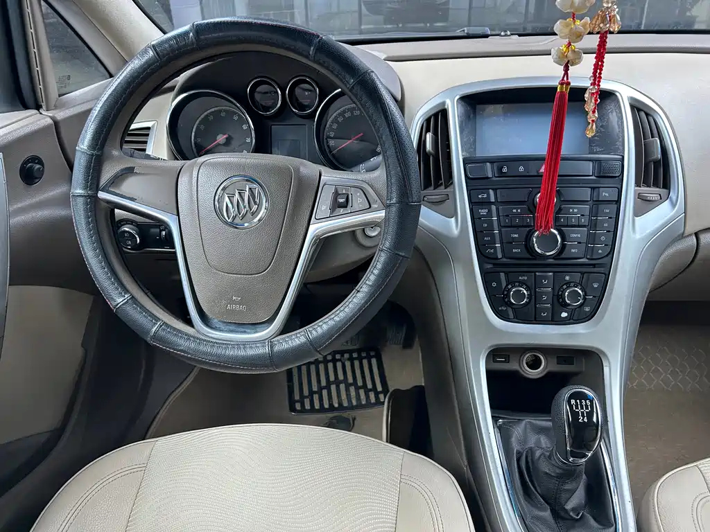 BUICK EXCELLE 2014