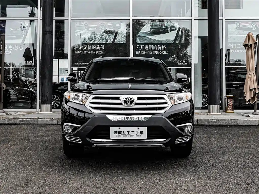 TOYOTA HIGHLANDER 2015