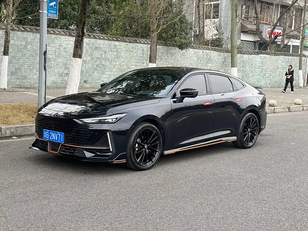 CHANGAN UNI-V 2023
