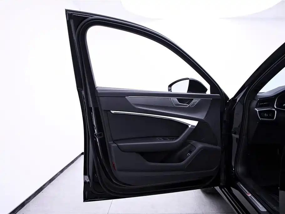 AUDI A6L 2023