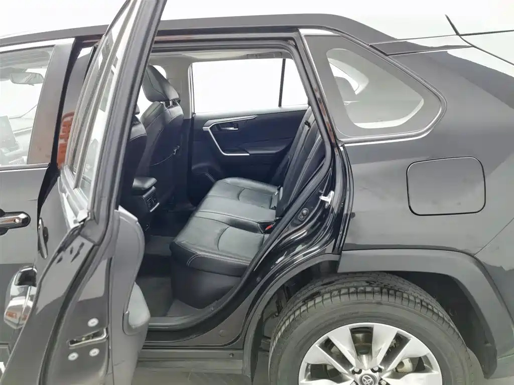 TOYOTA WILDLANDER 2021