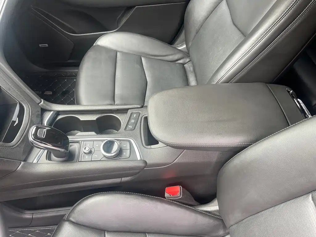 CADILLAC XT6 2020