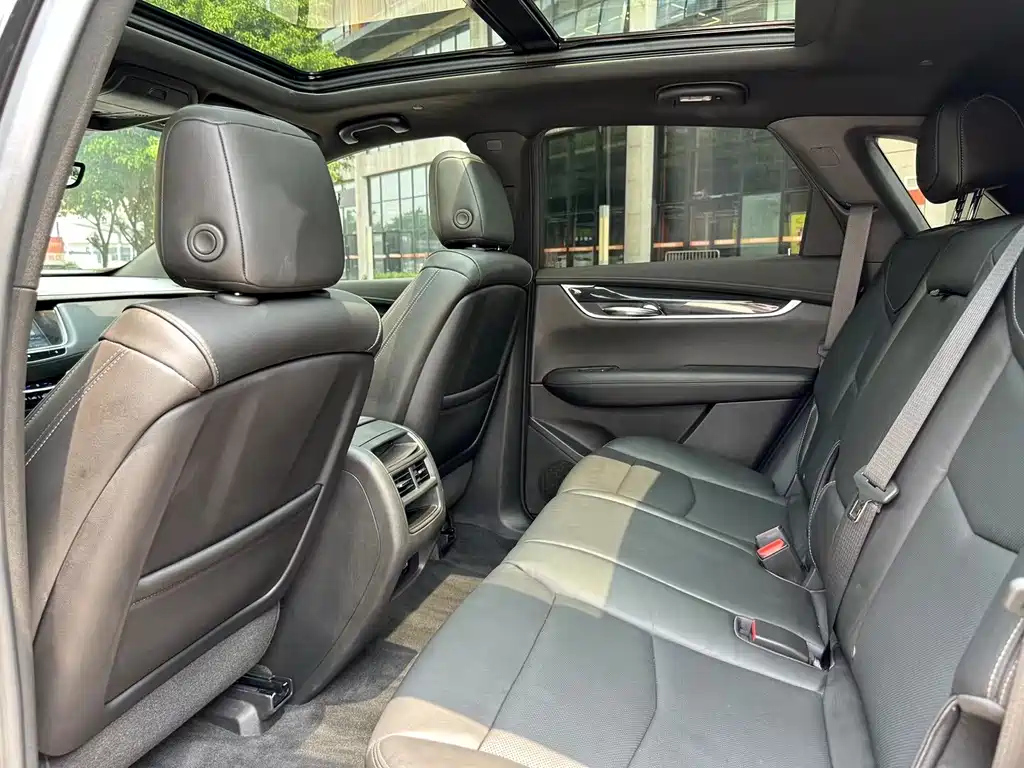 CADILLAC XT5 2020