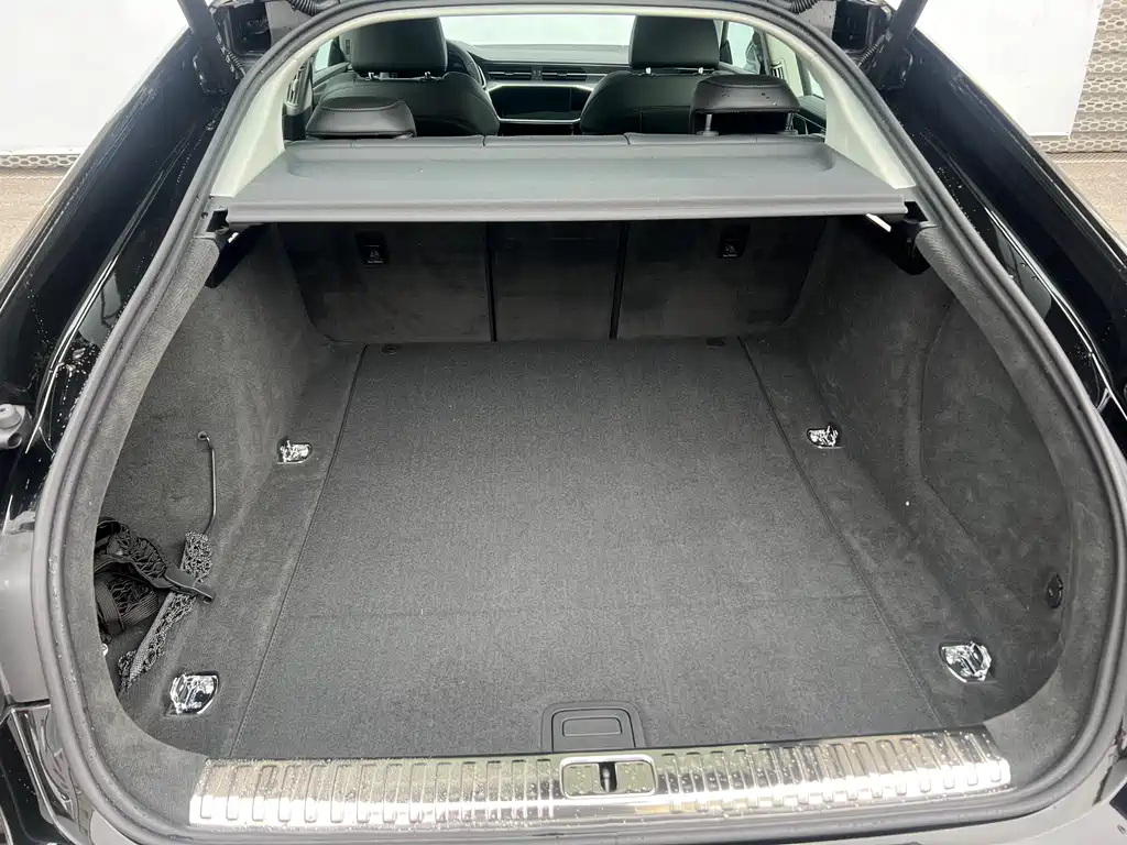 AUDI A7 2024