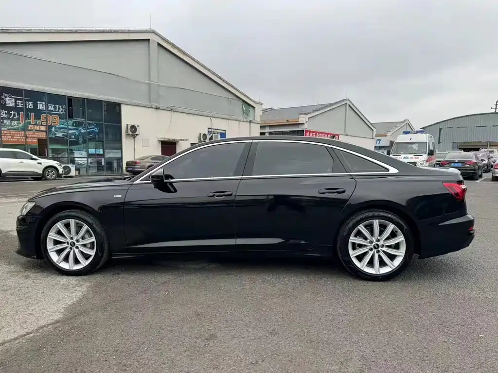 AUDI A6L 2021