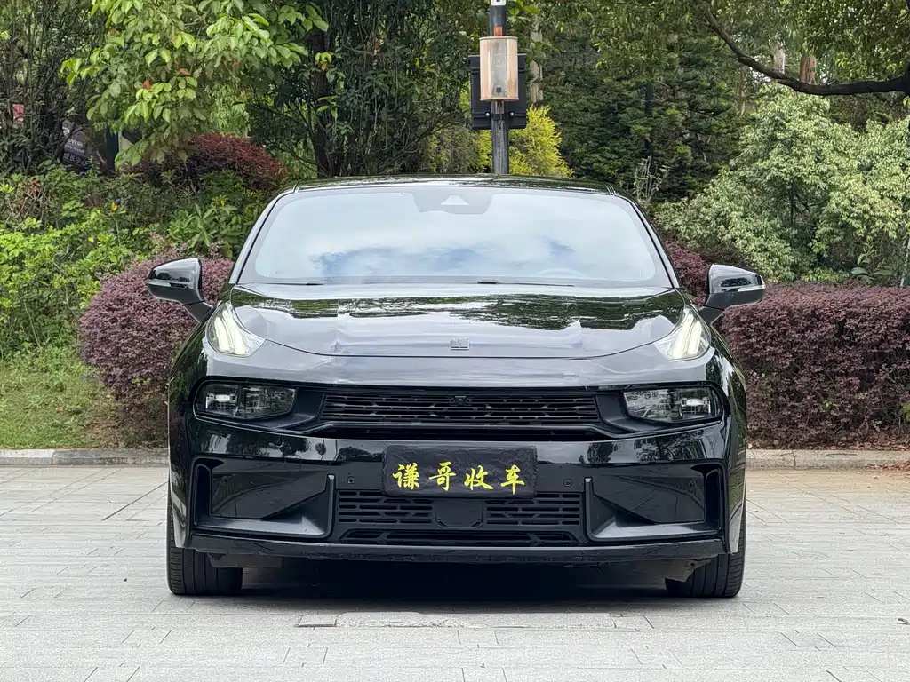 LYNK&CO 03 2019