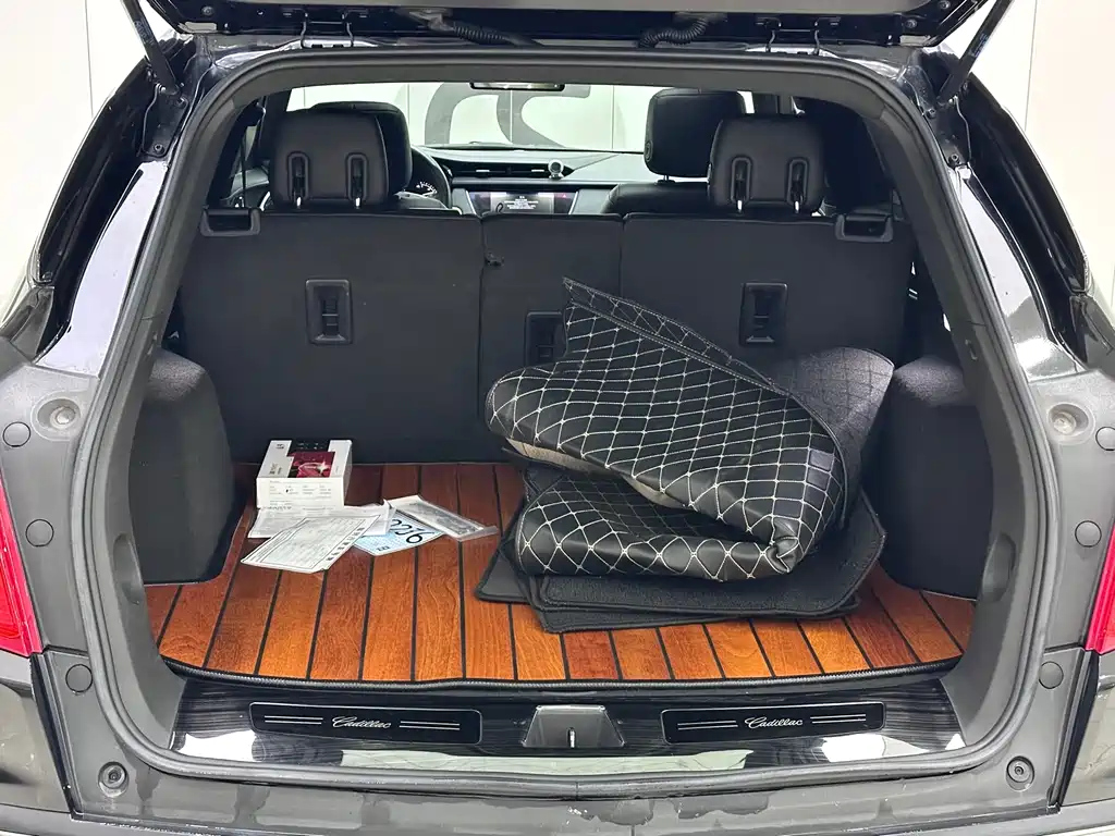 CADILLAC XT5 2019