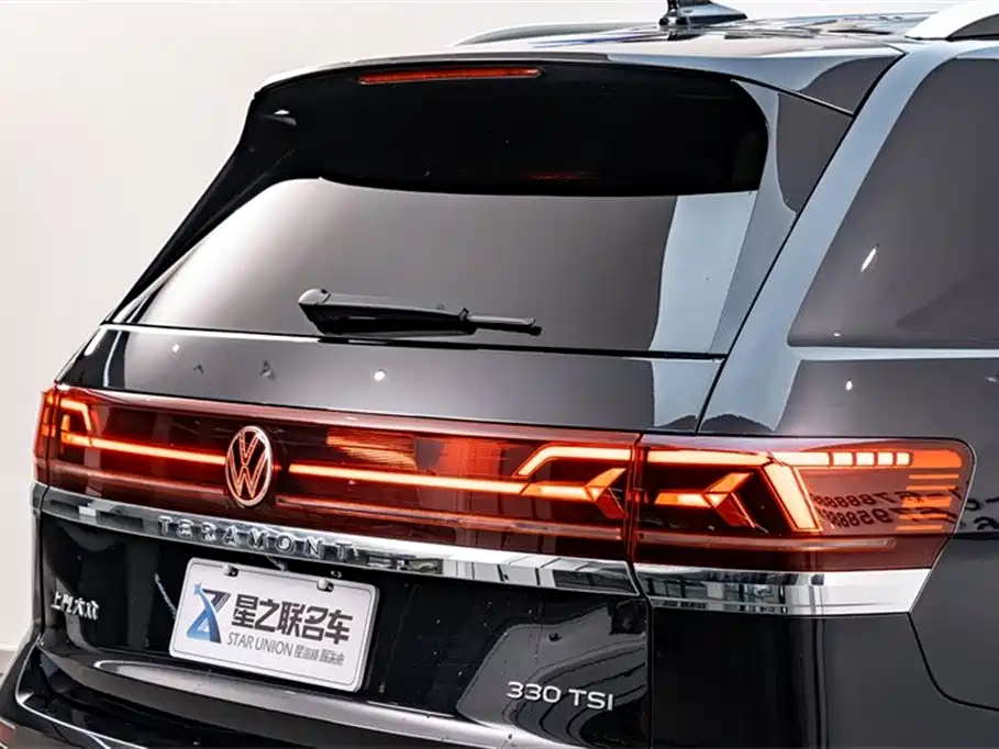 VOLKSWAGEN TOURAN 2022