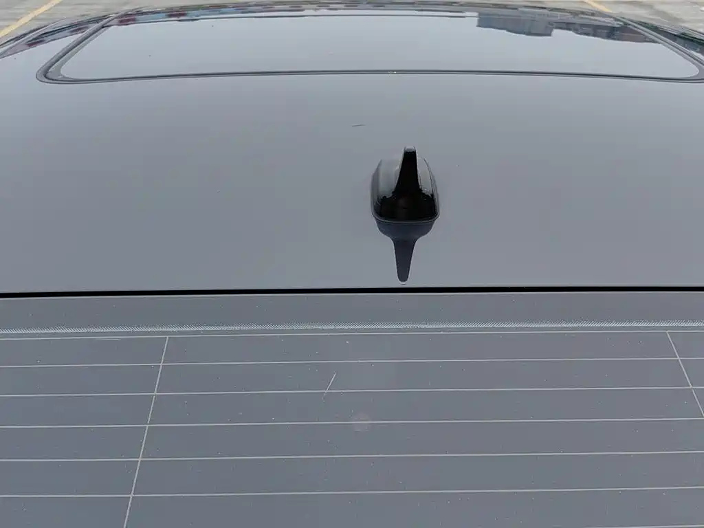 VOLKSWAGEN SAGITAR 2022