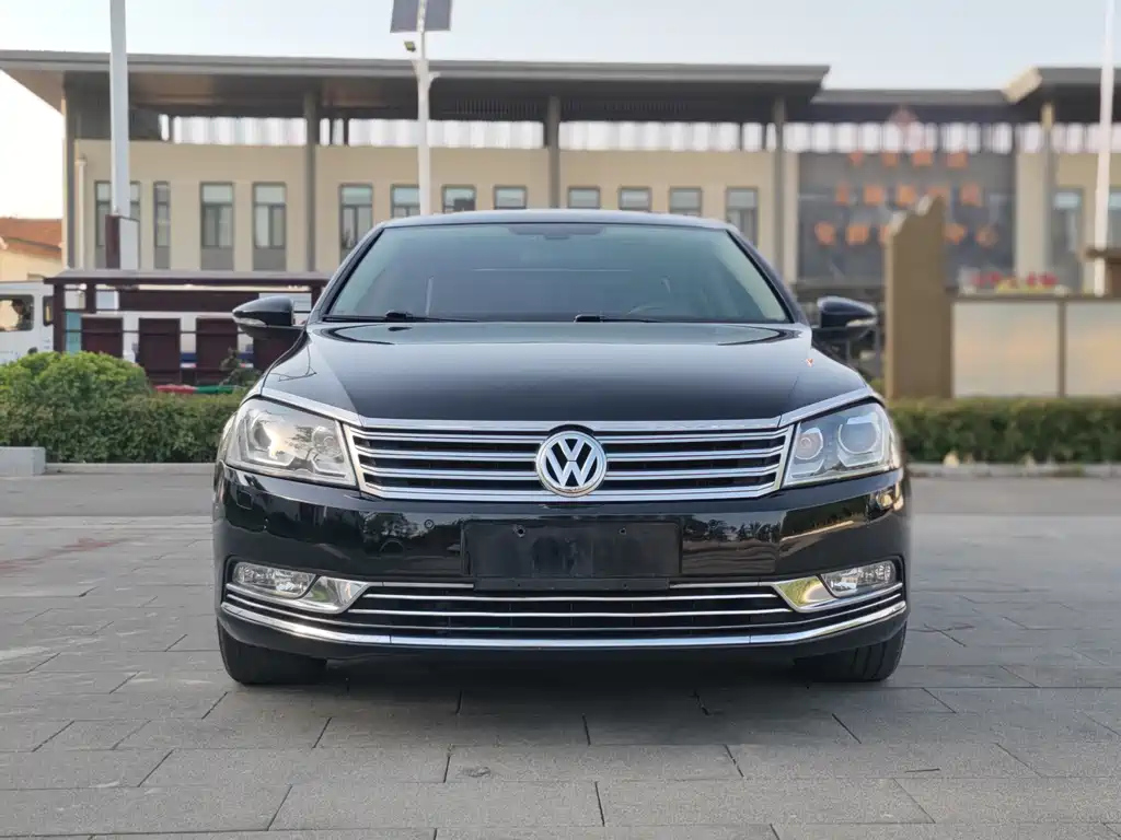 VOLKSWAGEN MAGOTAN 2016