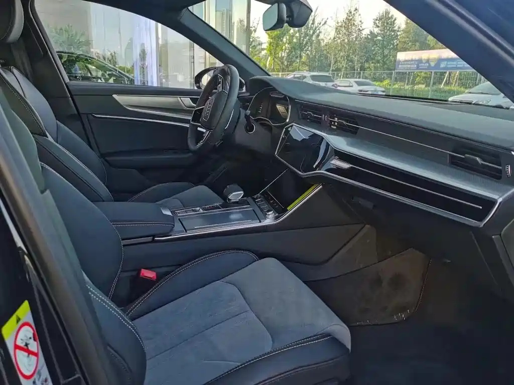 AUDI A6L 2024