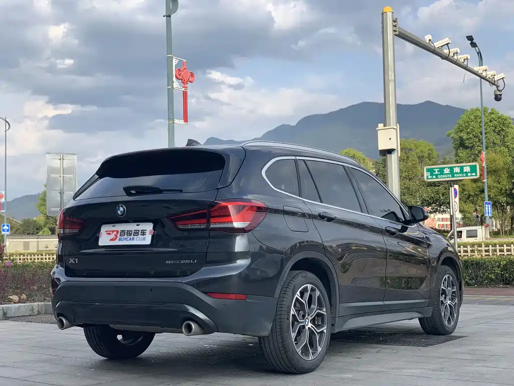 BMW X1 2022