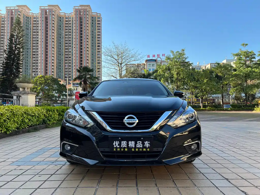 NISSAN TEANA 2018
