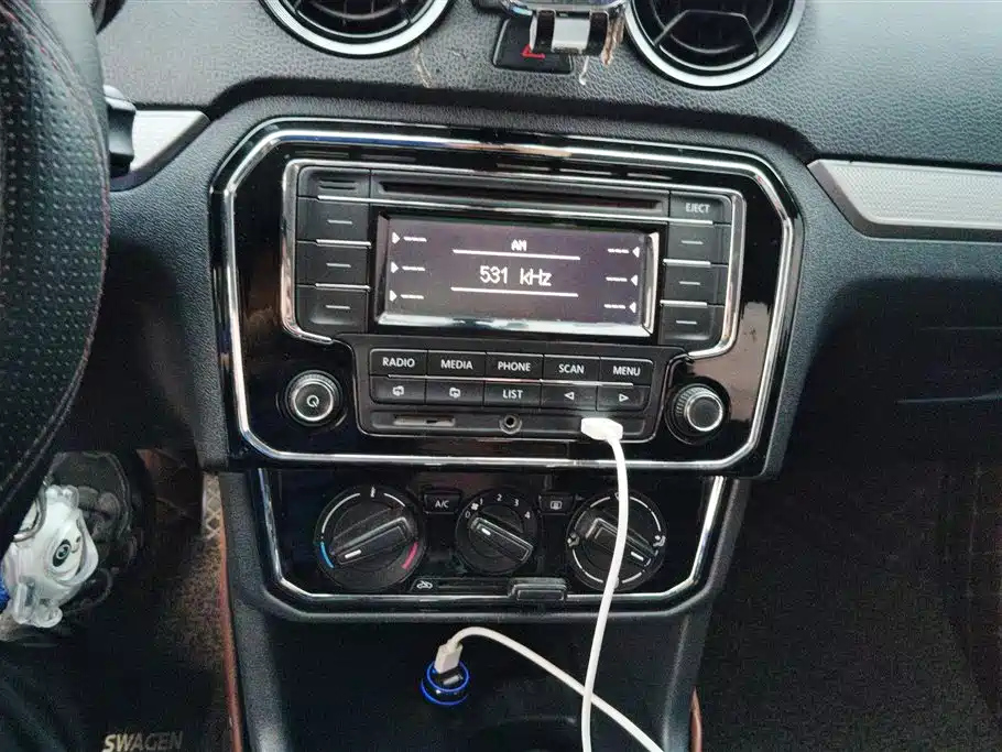 VOLKSWAGEN JETTA 2018