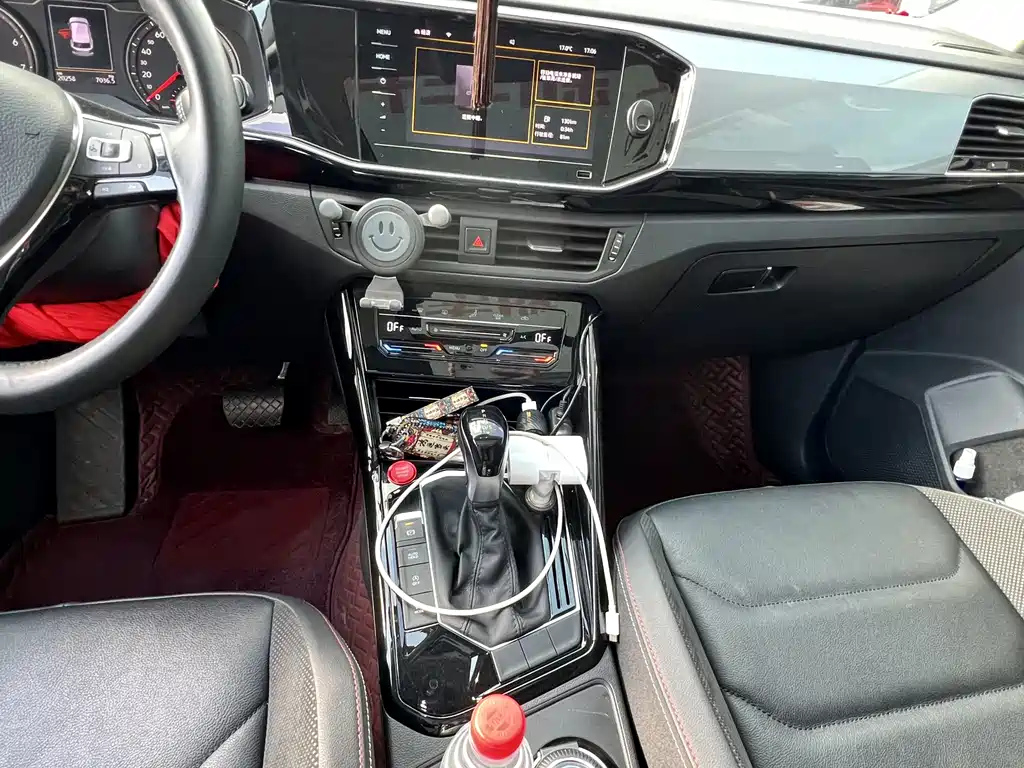 VOLKSWAGEN TAYRON 2020