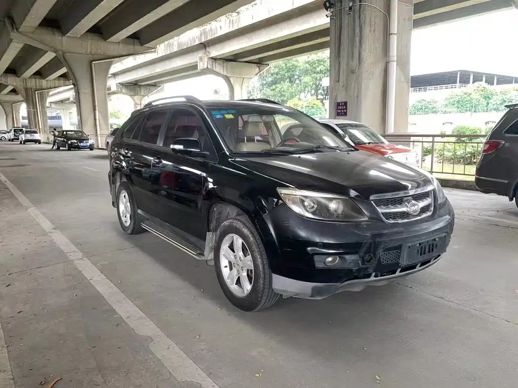 BYD S6 2013