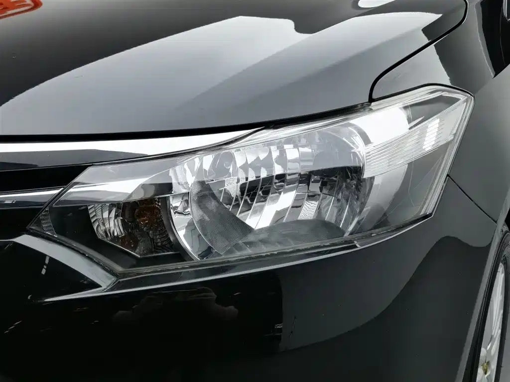 TOYOTA VIOS 2015