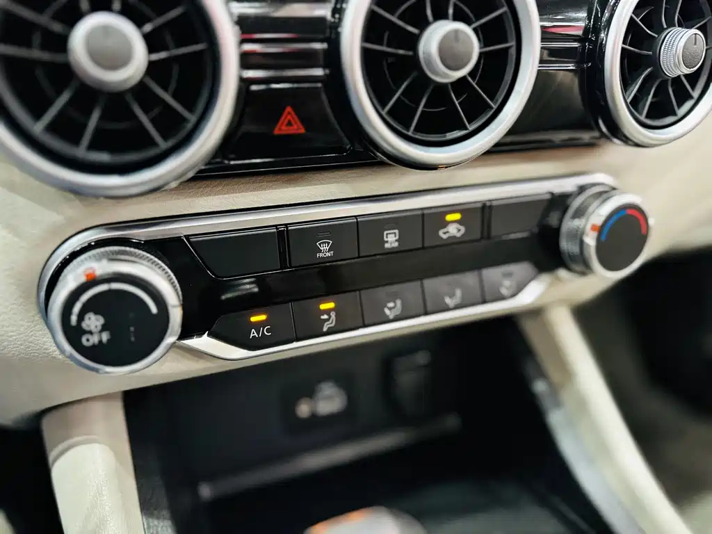 NISSAN SYLPHY 2020