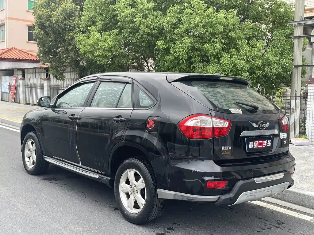 BYD S6 2014