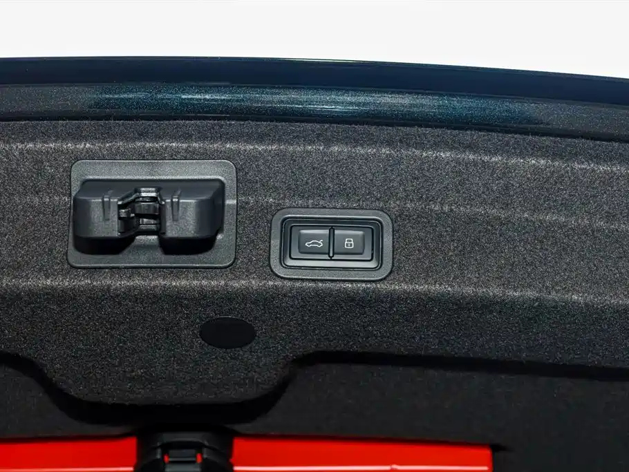 AUDI A6L 2023