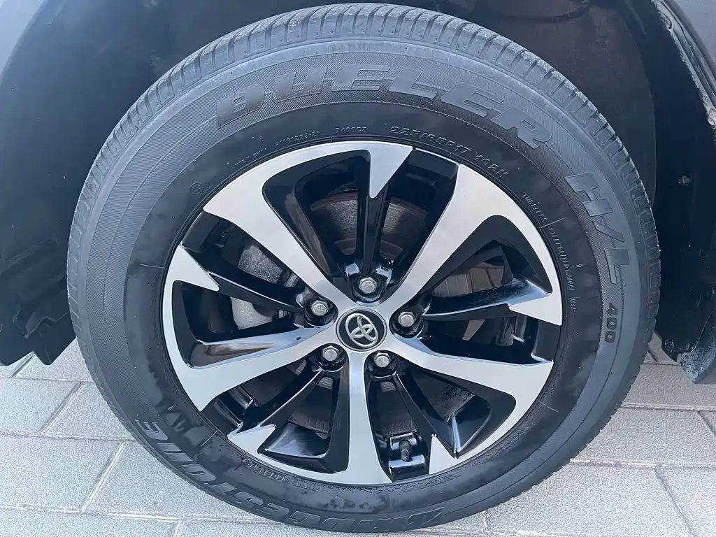 TOYOTA RAV4 RONGFANG 2019