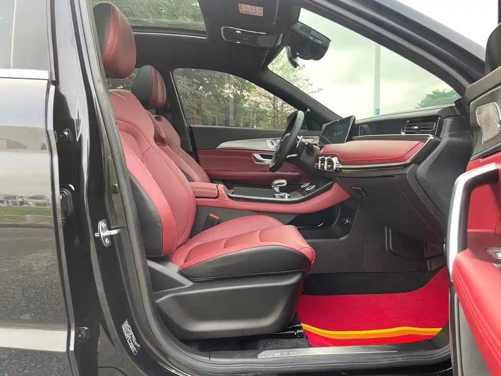 JETOUR X70 PLUS 2021