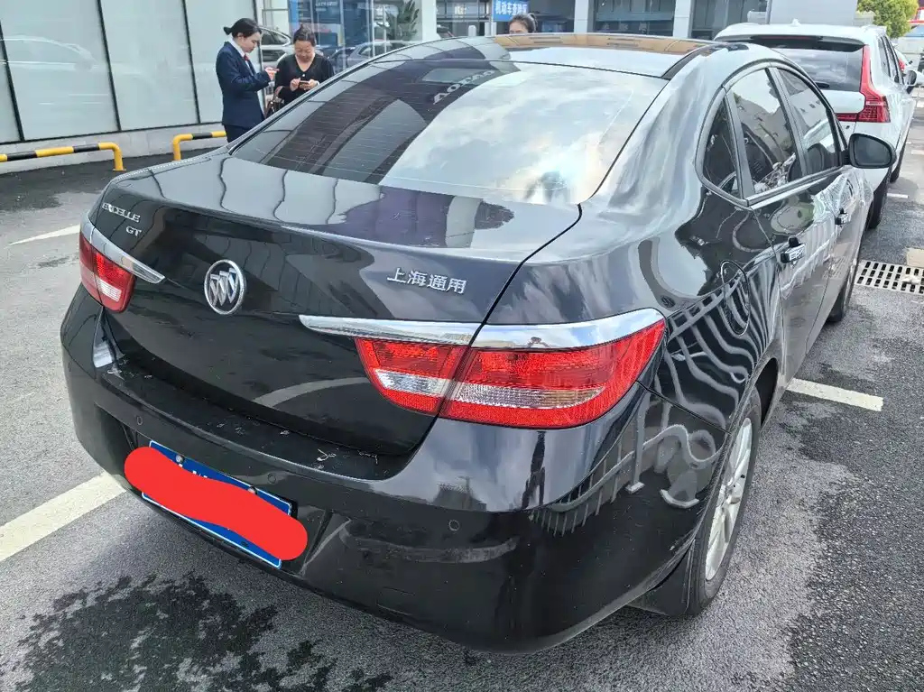 BUICK EXCELLE 2011