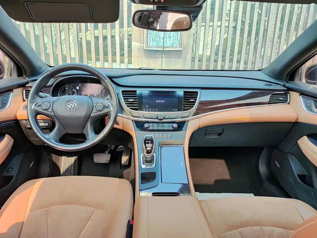 BUICK LACROSSE 2020