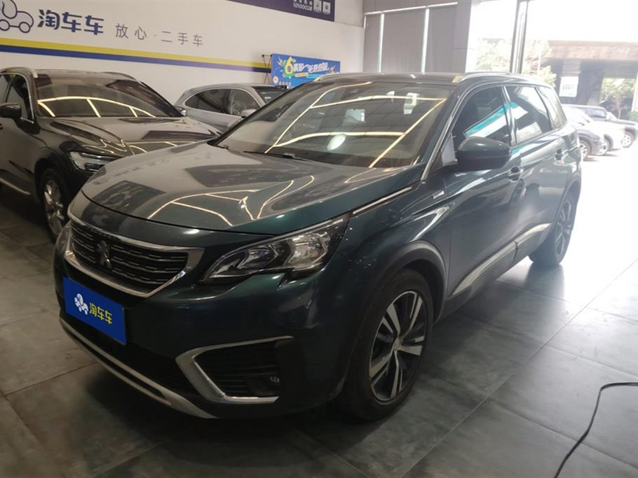 PEUGEOT 5008 2017