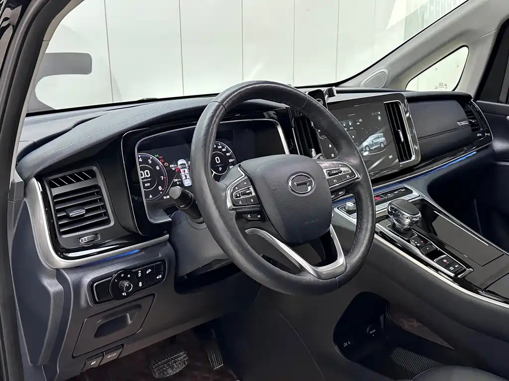 TRUMPCHI M8 2023