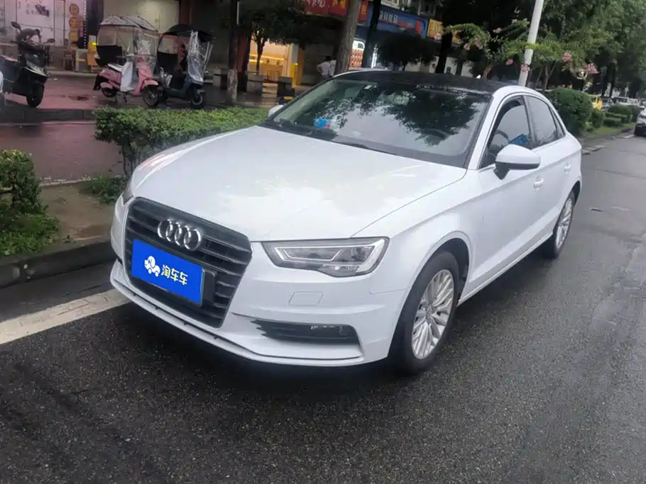 AUDI A3 2017