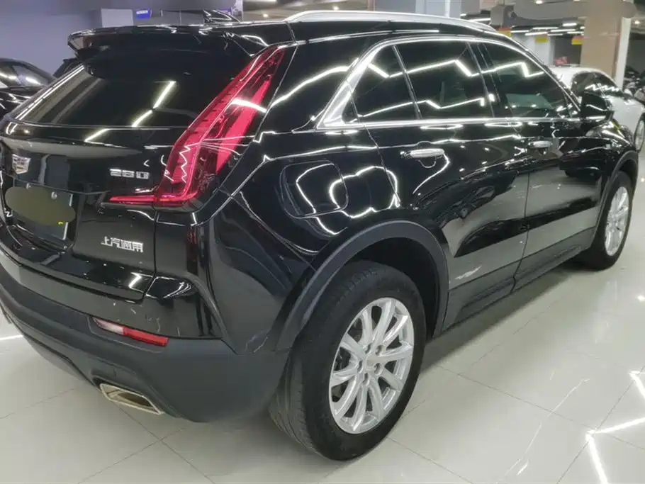 CADILLAC XT4 2020